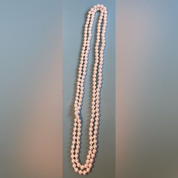 Faux Pearl Necklace - Picture 1 of 2